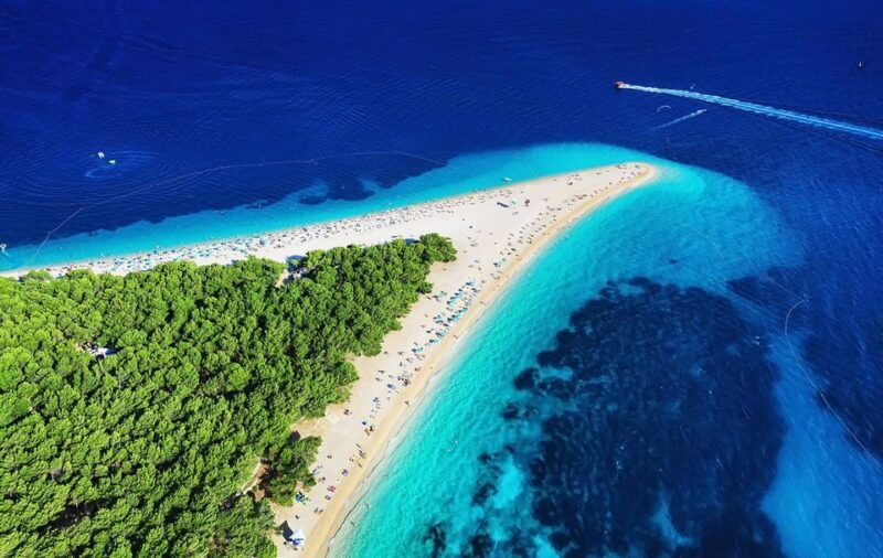speedboat-to-3-islands-hvar-brac-zecevo-with-watersports