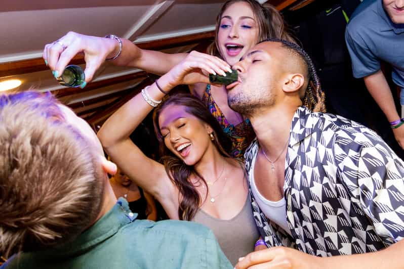 split-boat-crawl-with-nightclub-access-shots-boat-party