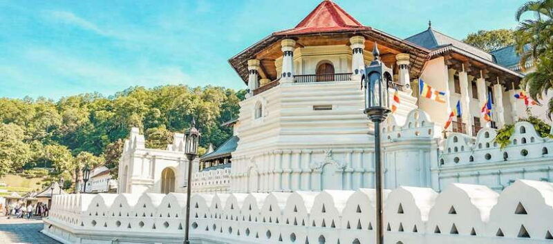 sri-lanka-kandy-and-colombo-guided-cultural-tour