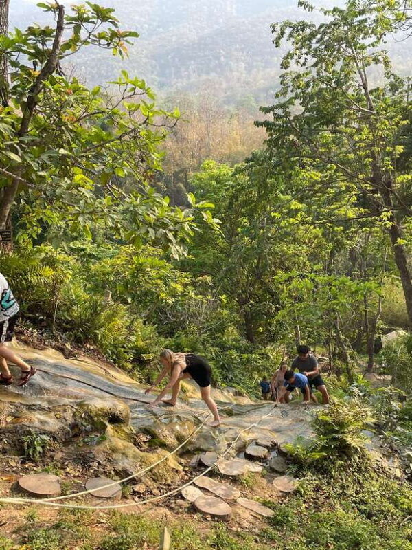 sticky-waterfall-half-day-with-private-car