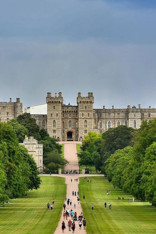 stonehenge-windsor-castle-private-tour