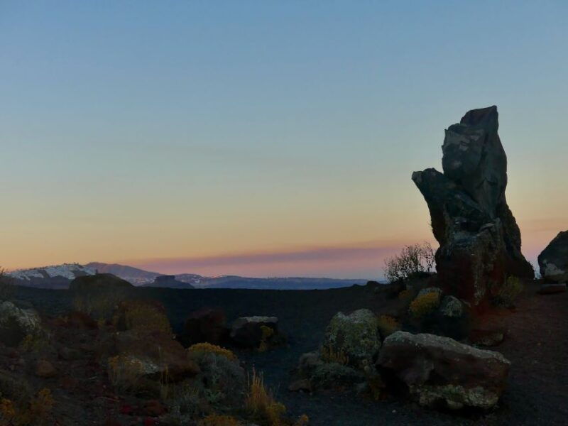 sunrise-caldera-hike-with-snacks