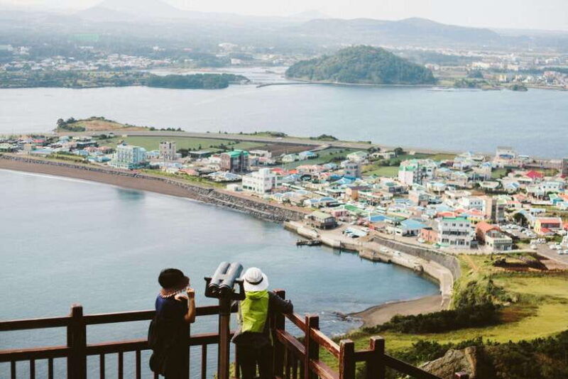sunrise-experience-at-seongsan-ilchulbong