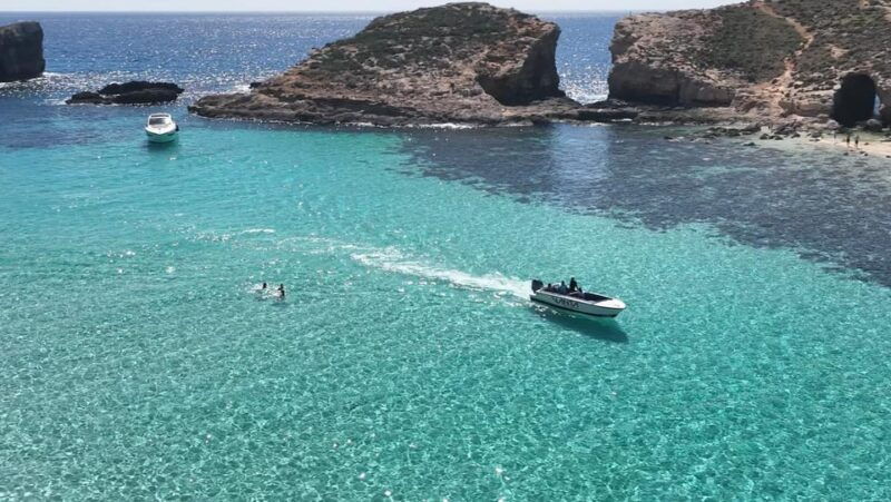 sunset-comino-cruise-swim-party