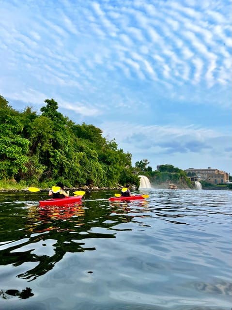 sunset-kayak-tour-in-downtown-ottawa-and-gatineau
