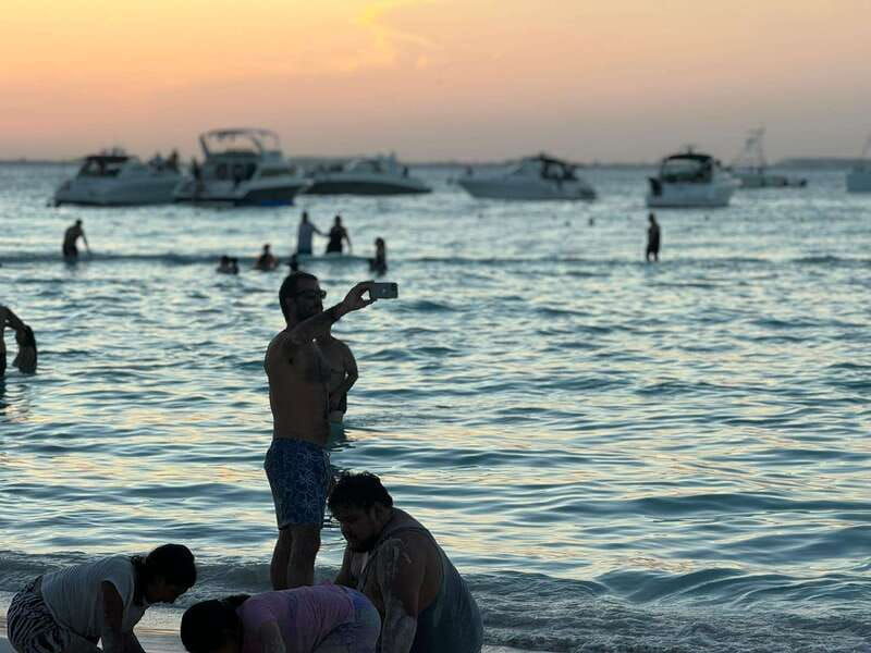 sunset-sailing-to-isla-mujeres-with-cancun-transfer