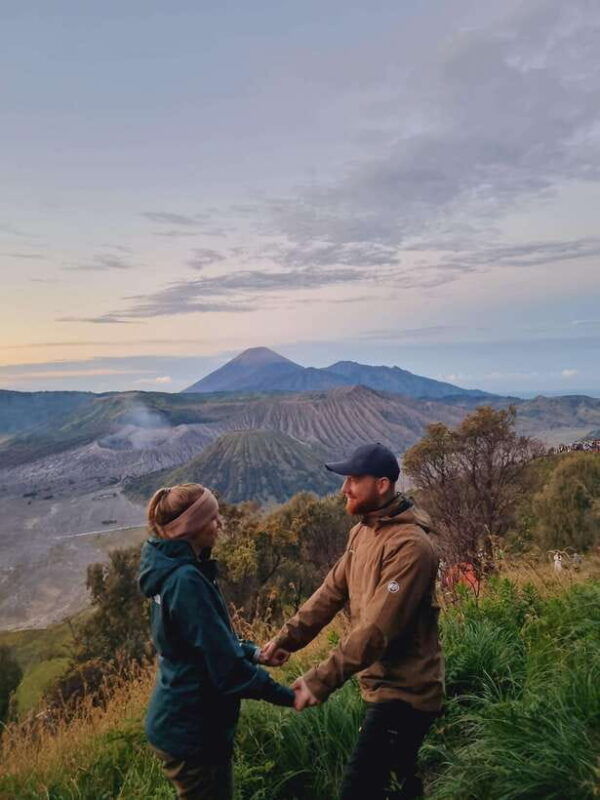 surabaya-mount-bromo-sunrise-efficient-1-day-tour