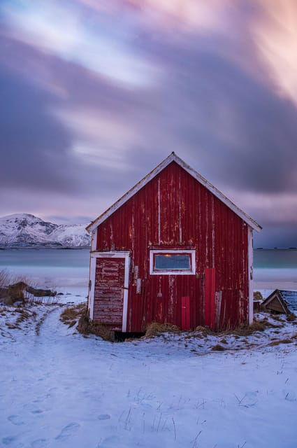 svolvaer-lofoten-road-trip-to-reine-7-hour-guided-tour