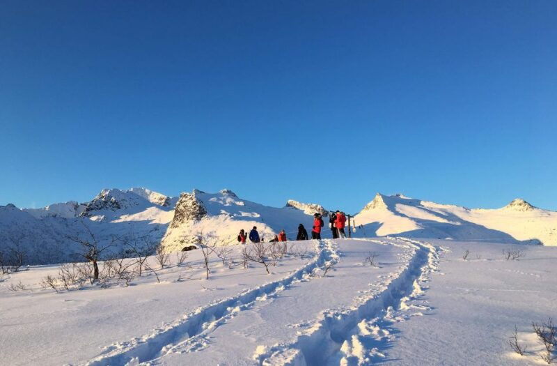 svolvaer-snowshoe-nature-explorer