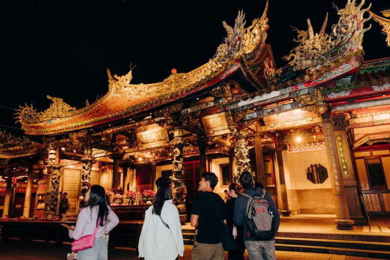 taipeis-origin-longshan-temple-taiwan-cultural-tour