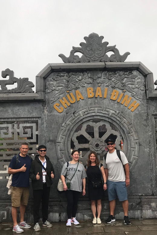 tam-coc-hoa-lu-temples-mua-cave-1-day-group-tour