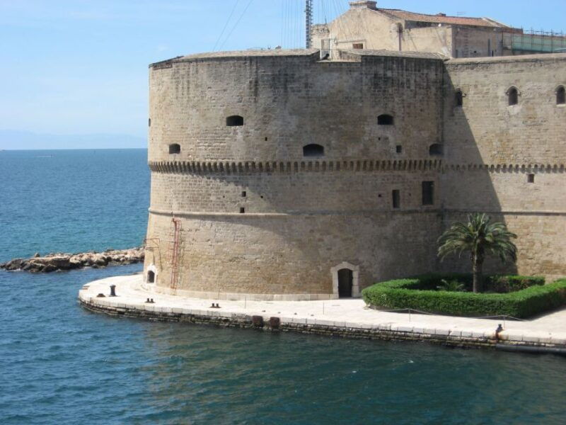 taranto-2-seas-walking-tour