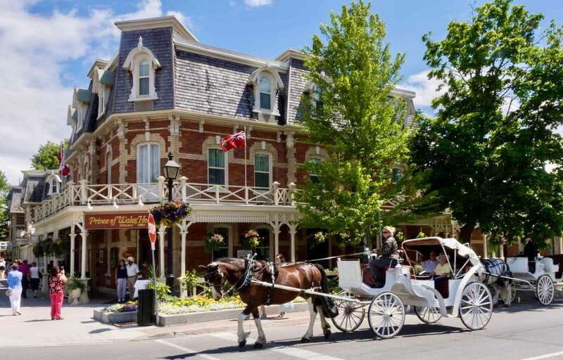 toronto-niagara-on-the-lake-wine-country-chocolate-tour
