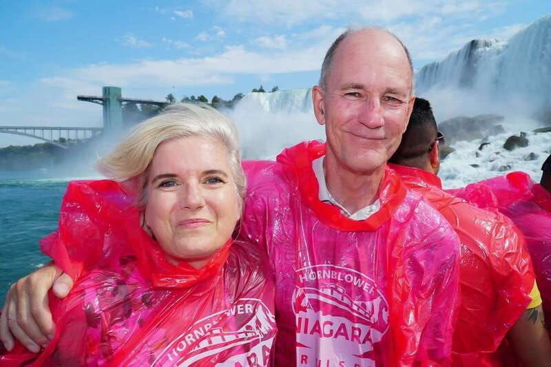 toronto-splendours-of-niagara-falls-small-group-tour-w-boat-2