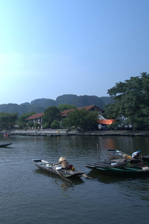 tour-hoa-lu-tam-coc-mua-cave-biking-with-buffet-lunch