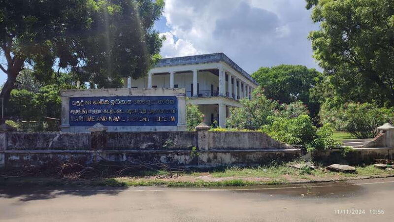 trincomalee-city-tour-with-koneswarm-and-crocodile-lake