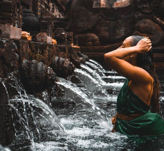 ubud-best-highlights-in-a-private-day-tour