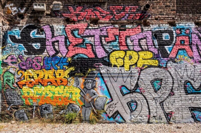 urbancgn-ehrenfeld-street-art-street-life