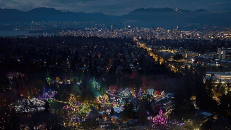 vancouver-christmas-lights-karaoke-trolley-tour