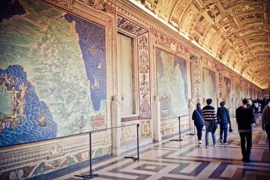 vatican-sistine-chapel-and-st-peters-semi-private-tour