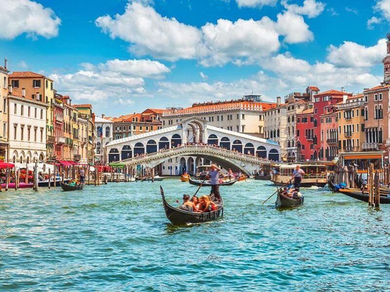 venice-hidden-treasures-walk-gondola-ride