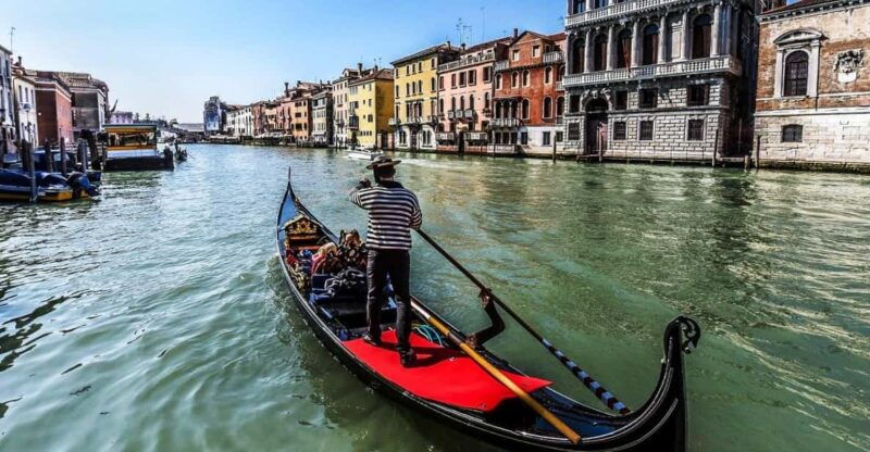 venice-private-grand-canal-gondola-ride-from-rialto