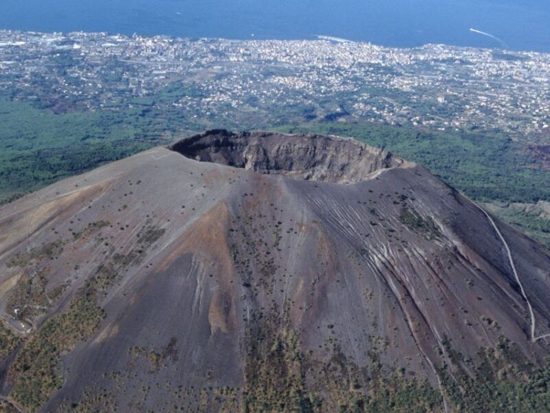 visit-pompeii-and-vesuvius-skip-the-line-ticket-from-naples