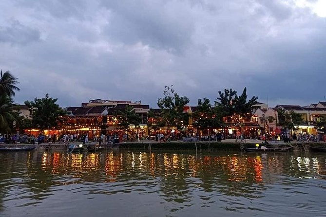 Walking Tour Hoi An city & Sampan Boat Ride with Colourful Lanterns,Night Market - Exploring Hoi An by Night: A Detailed Look