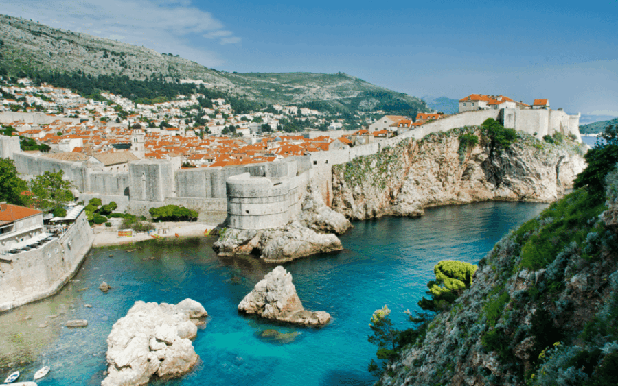 walking-tour-of-dubrovnik-with-transport-from-budva