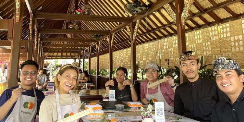 walking-tour-ubud-palace-art-market-to-lontar-manuscript