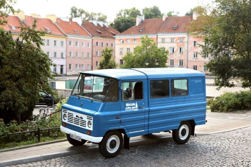 warsaw-classic-highlights-private-tour-by-vintage-car