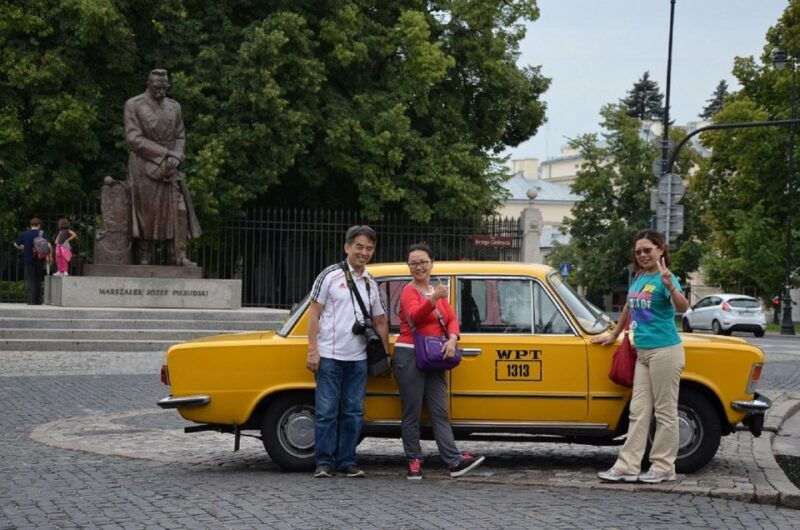 warsaw-historic-private-tour-in-retro-fiat