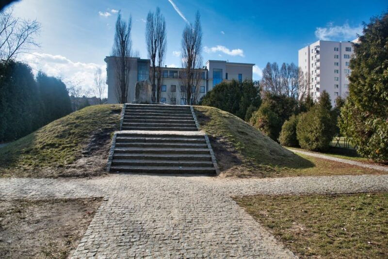 warsaw-jewish-heritage-holocaust-walking-tour