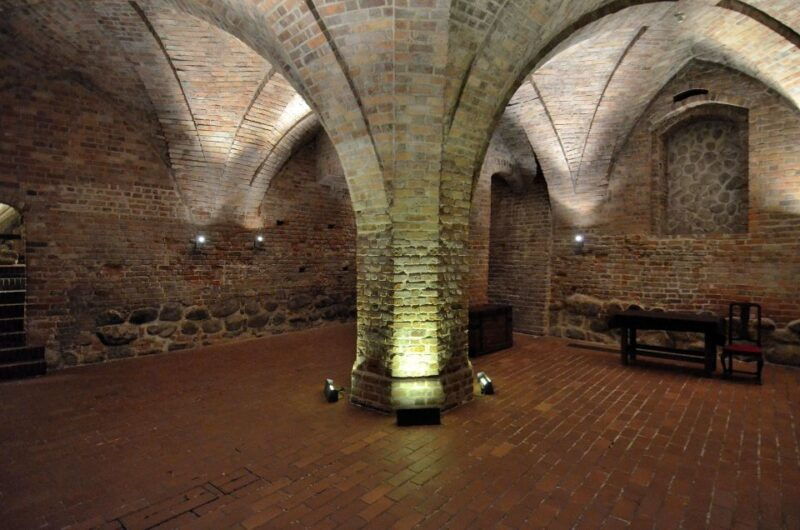 warsaw-skip-the-line-royal-castle-guided-tour