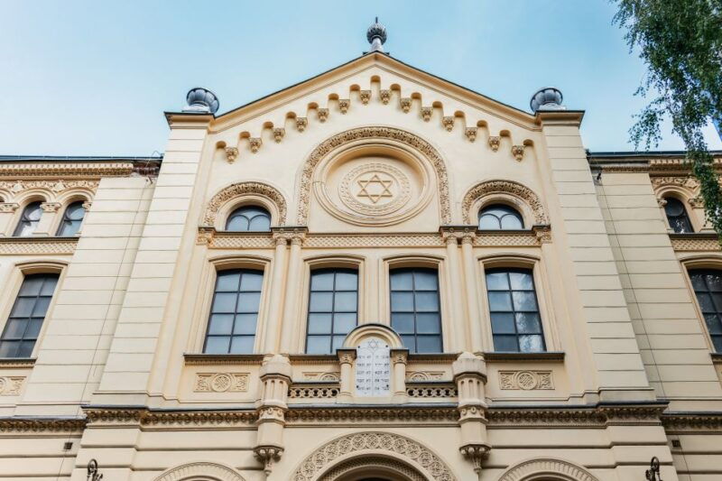 warsaw-warsaw-ghetto-private-walking-tour-with-hotel-pickup