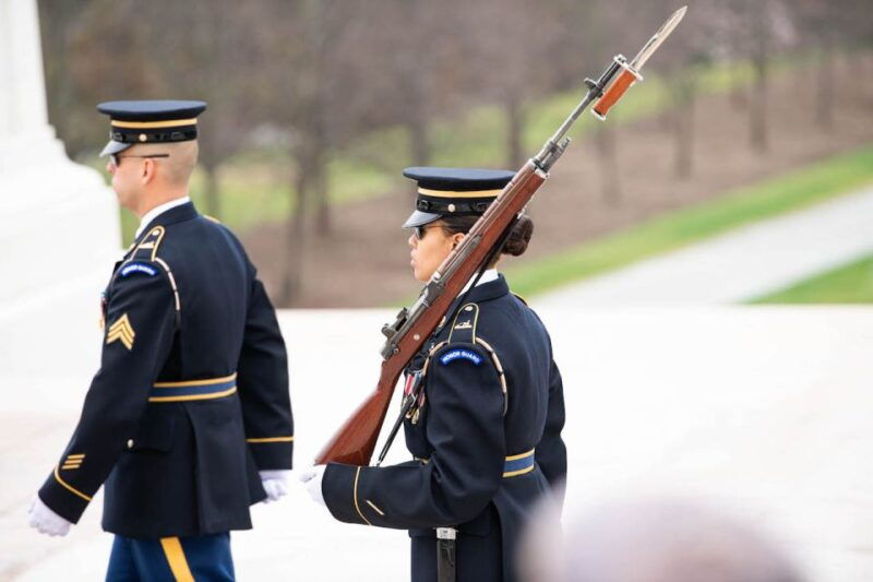 washingtondc-guided-arlington-national-cemetery-tour