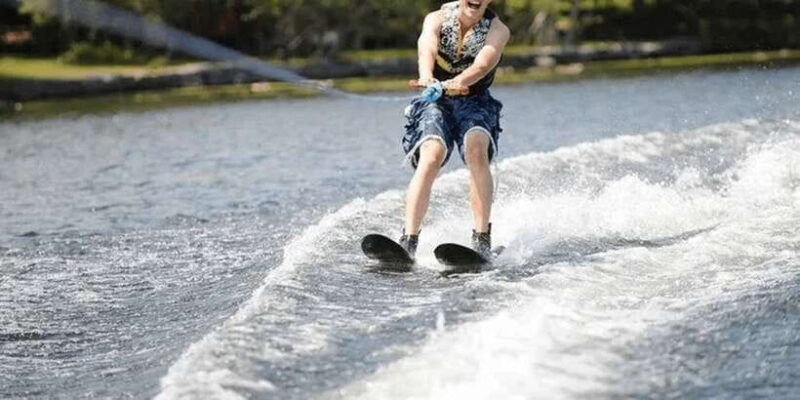 water-skiing-in-port-city