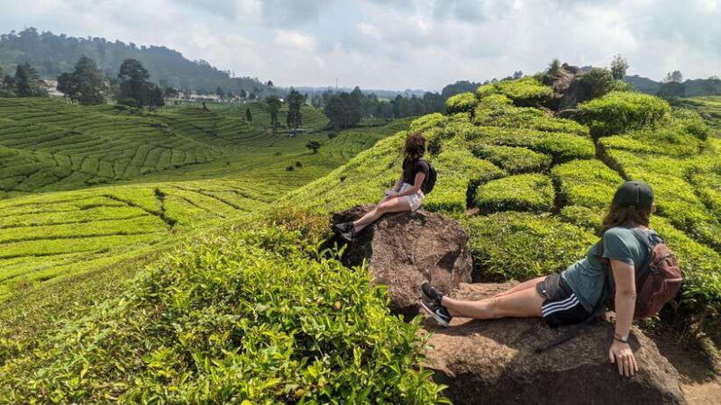 white-crater-rengganis-suspension-bridge-crater-tour