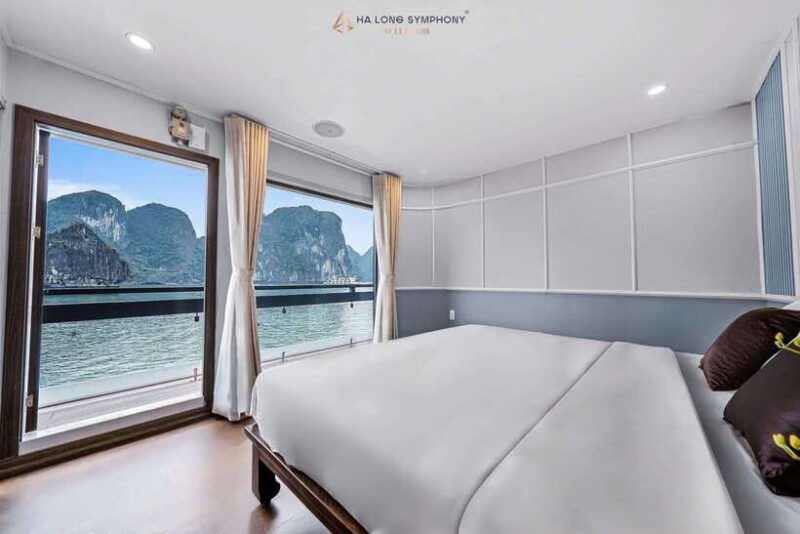 world-class-dining-relaxation-celebrations-in-ha-long-bay