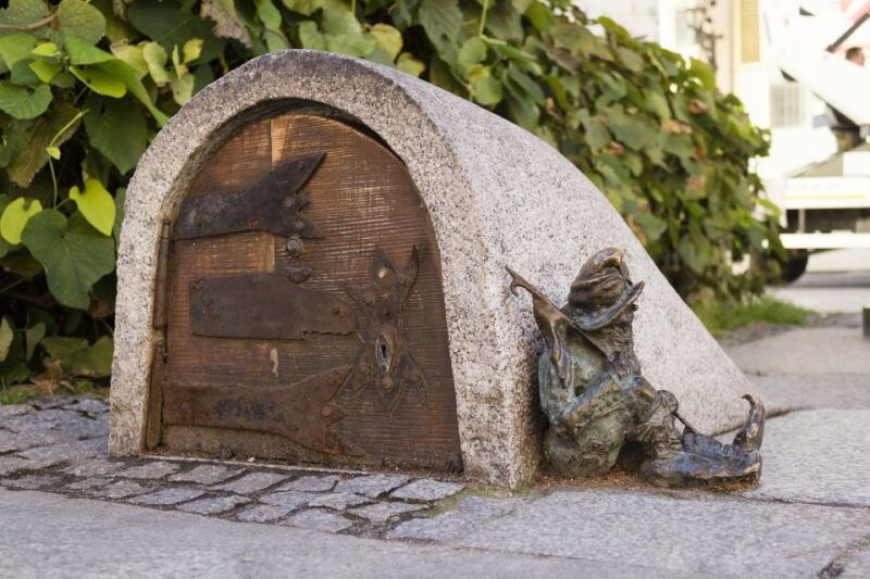 wroclaw-garden-gnome-challenge-with-guide
