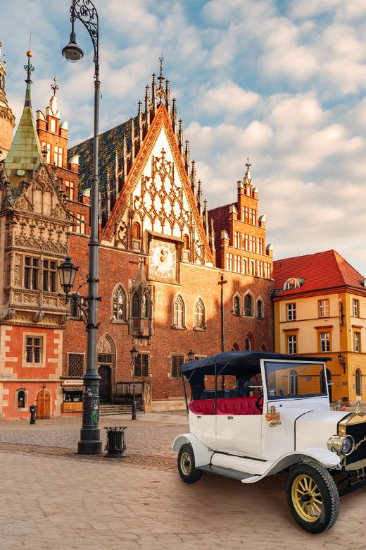 wroclaw-tour-of-the-old-town-in-an-imperial-e-car