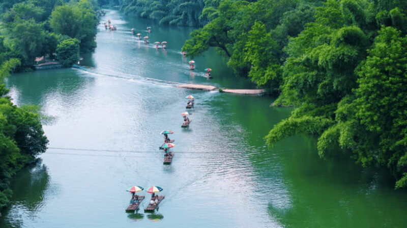 yangshuo-yulong-river-bamboo-rafting-experience