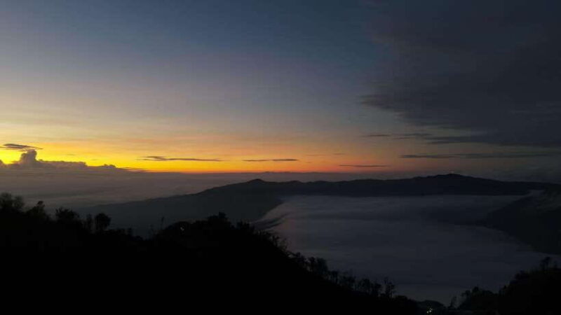yogyakarta-bromo-tumpak-sewu-waterfall-mt-ijen