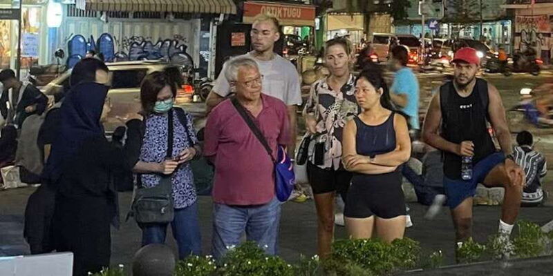 yogyakarta-nighttime-walk-and-food-tour