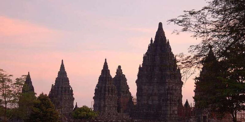 yogyakarta-prambanan-temple-afternoon-tour-and-dinner