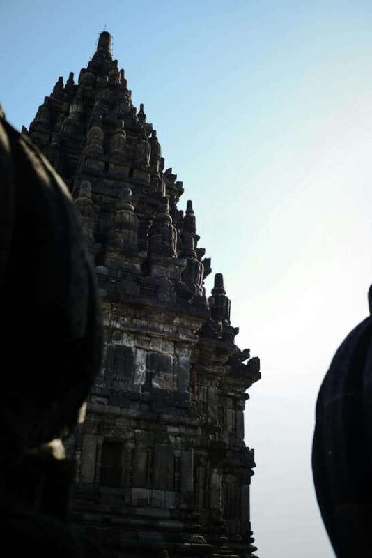 yogyakarta-prambanan-temple-cycling