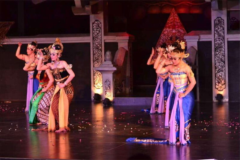 yogyakarta-ramayana-show-with-transfer-entry-fee-dinner