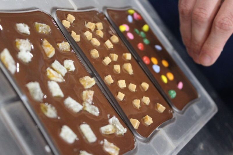 york-chocolate-bar-making-workshop-at-york-cocoa-works