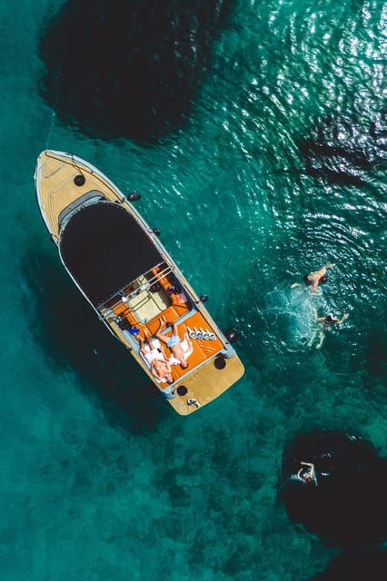 zadar-3-islands-luxury-boat-tour-with-aperol-spritz
