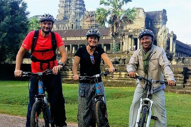 1 Day | Angkor Wat Cycling Adventures - Exploring Angkor Wat on a Bicycle: A Detailed Review